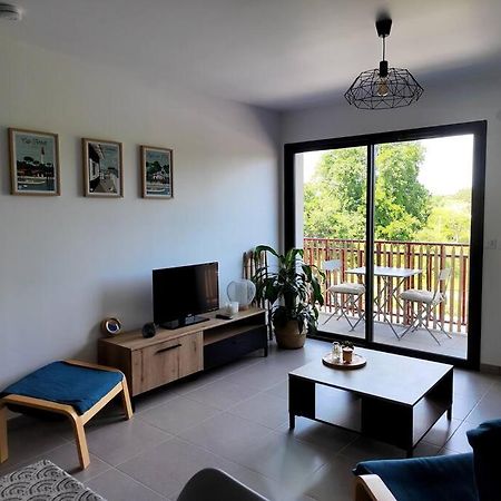 Location De Vacances A Andernos - Appartement 2 Chambres Dans Residence Neuve Kültér fotó